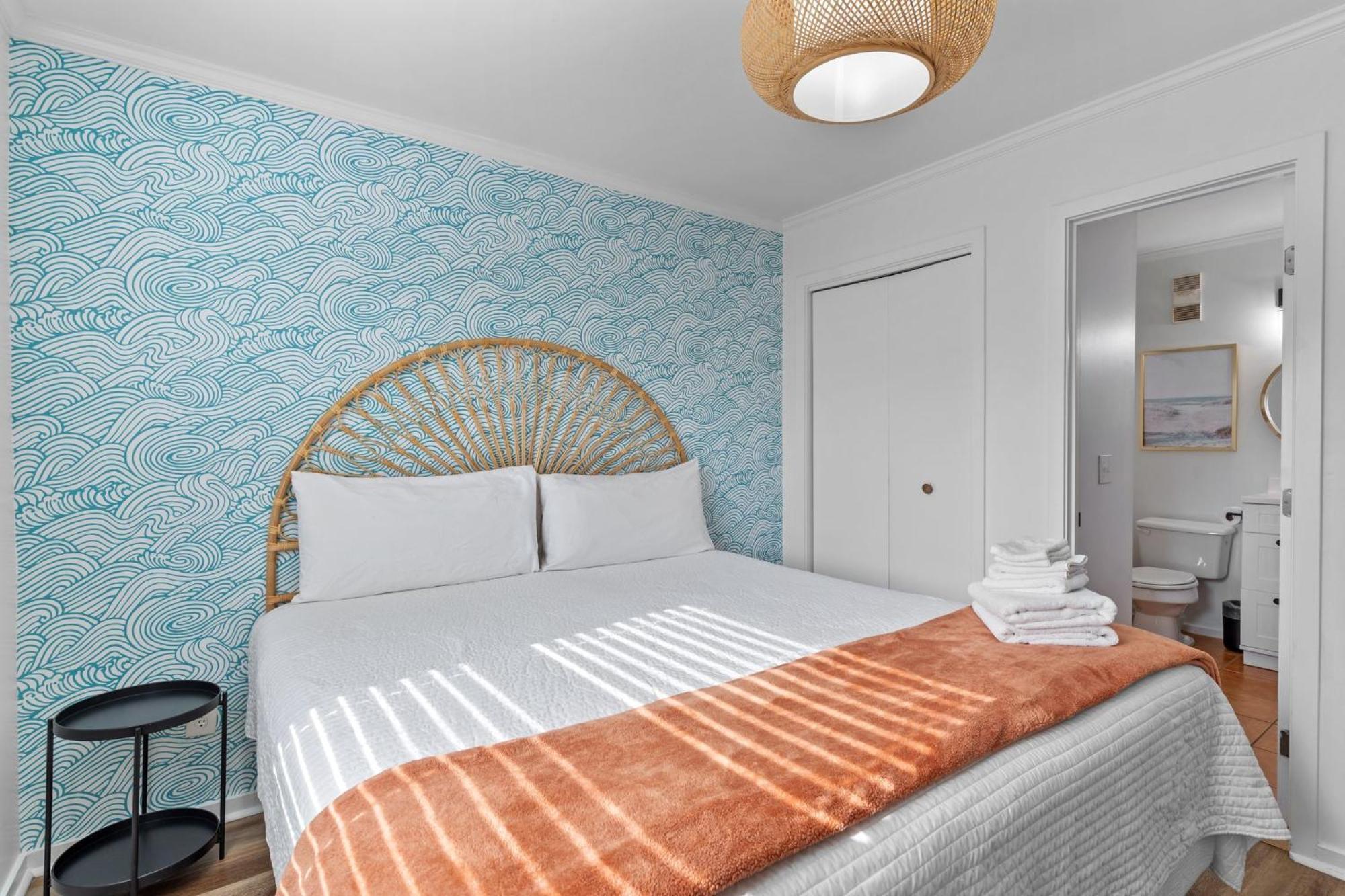 Hang Ten Hideaway, Pool, Condo, Parking - 6 Person Max Occupancy Carolina Beach Eksteriør billede