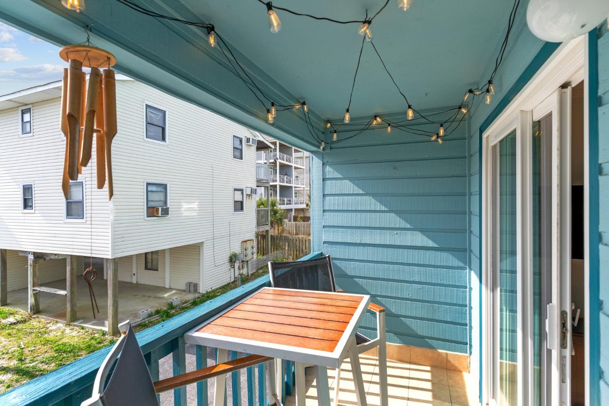 Hang Ten Hideaway, Pool, Condo, Parking - 6 Person Max Occupancy Carolina Beach Eksteriør billede