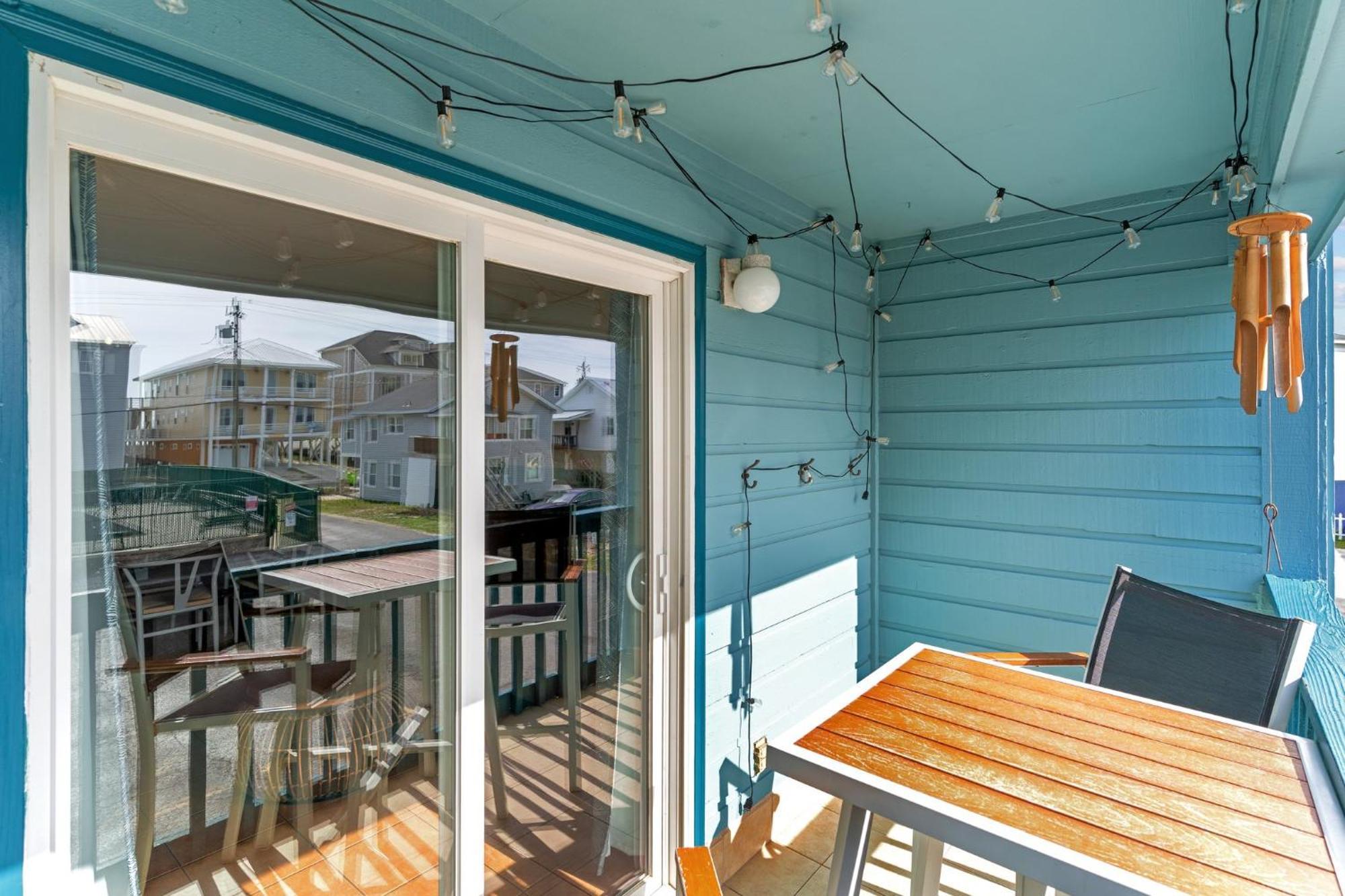 Hang Ten Hideaway, Pool, Condo, Parking - 6 Person Max Occupancy Carolina Beach Eksteriør billede